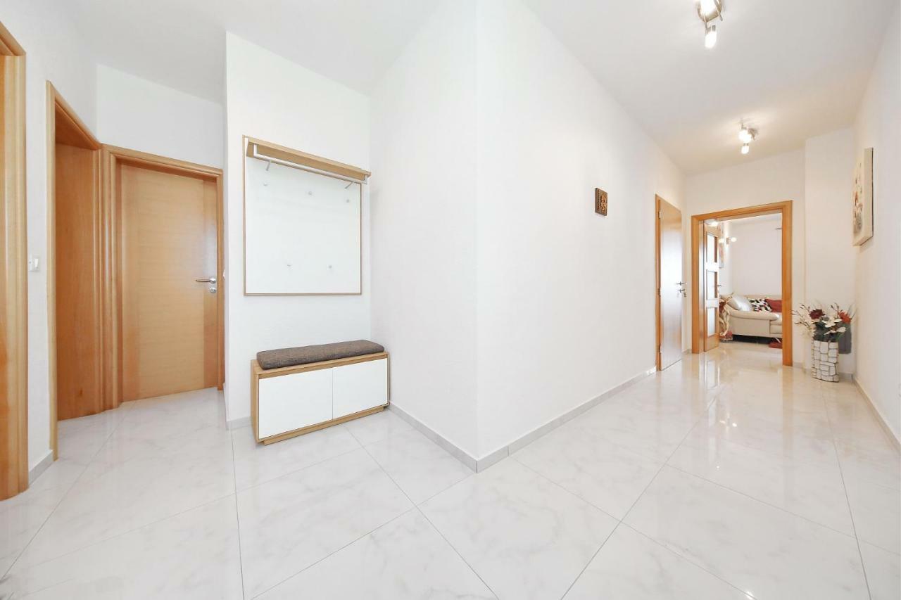 Apartment Lana Pašman Eksteriør billede