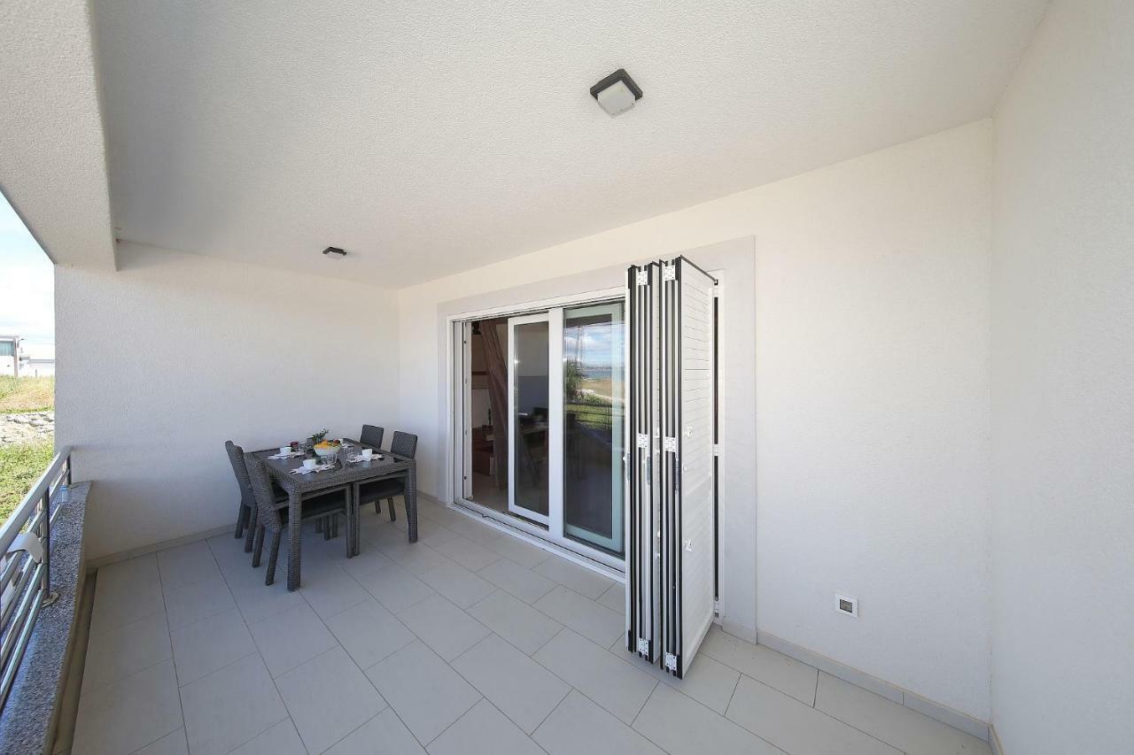 Apartment Lana Pašman Eksteriør billede
